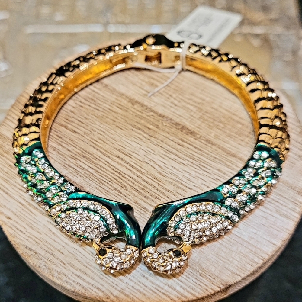 SOLD Amrita Singh Rare Red Austrian Crystal Emerald Peacock Gold Hinge Bracelet - Picture 12 of 16